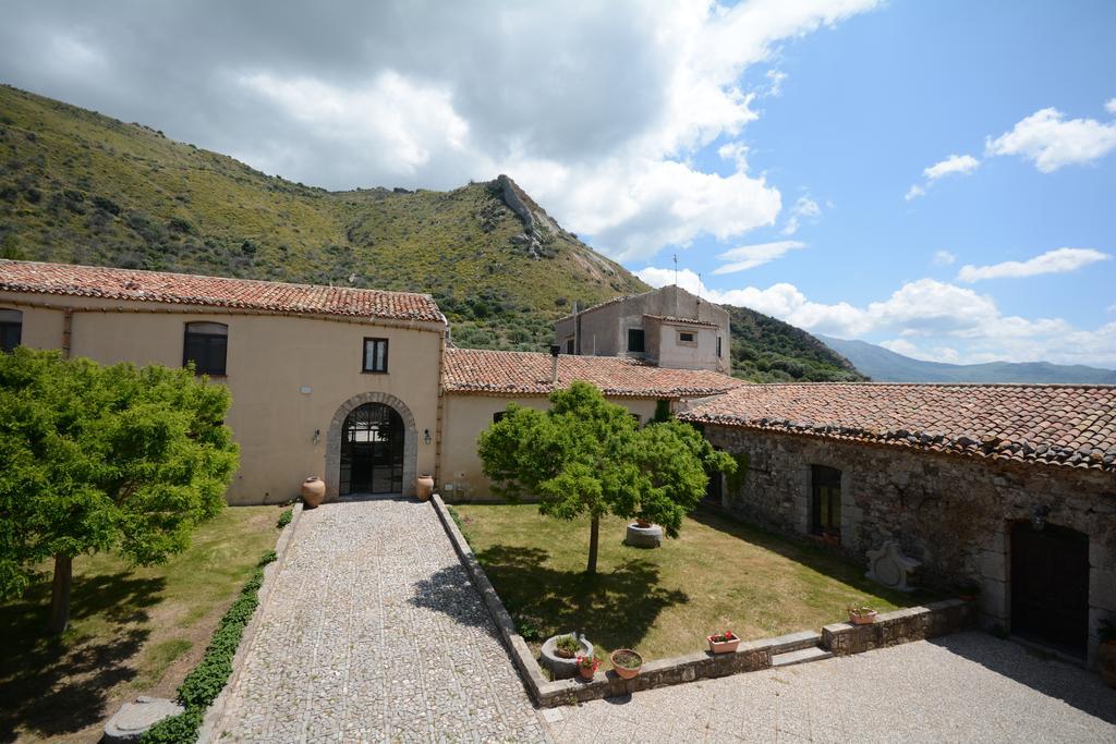 Scillato  La Ferula B&B 외부 사진